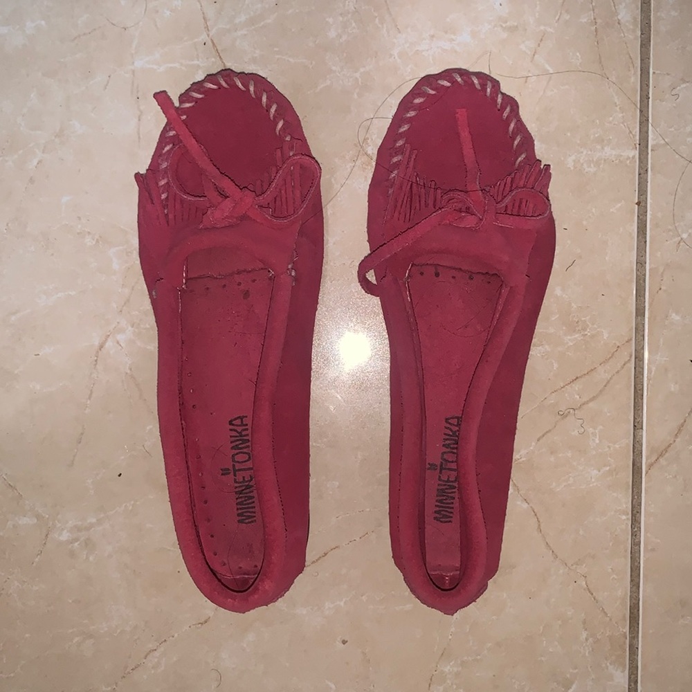 Brand new Minnetonka Kilty moccasin